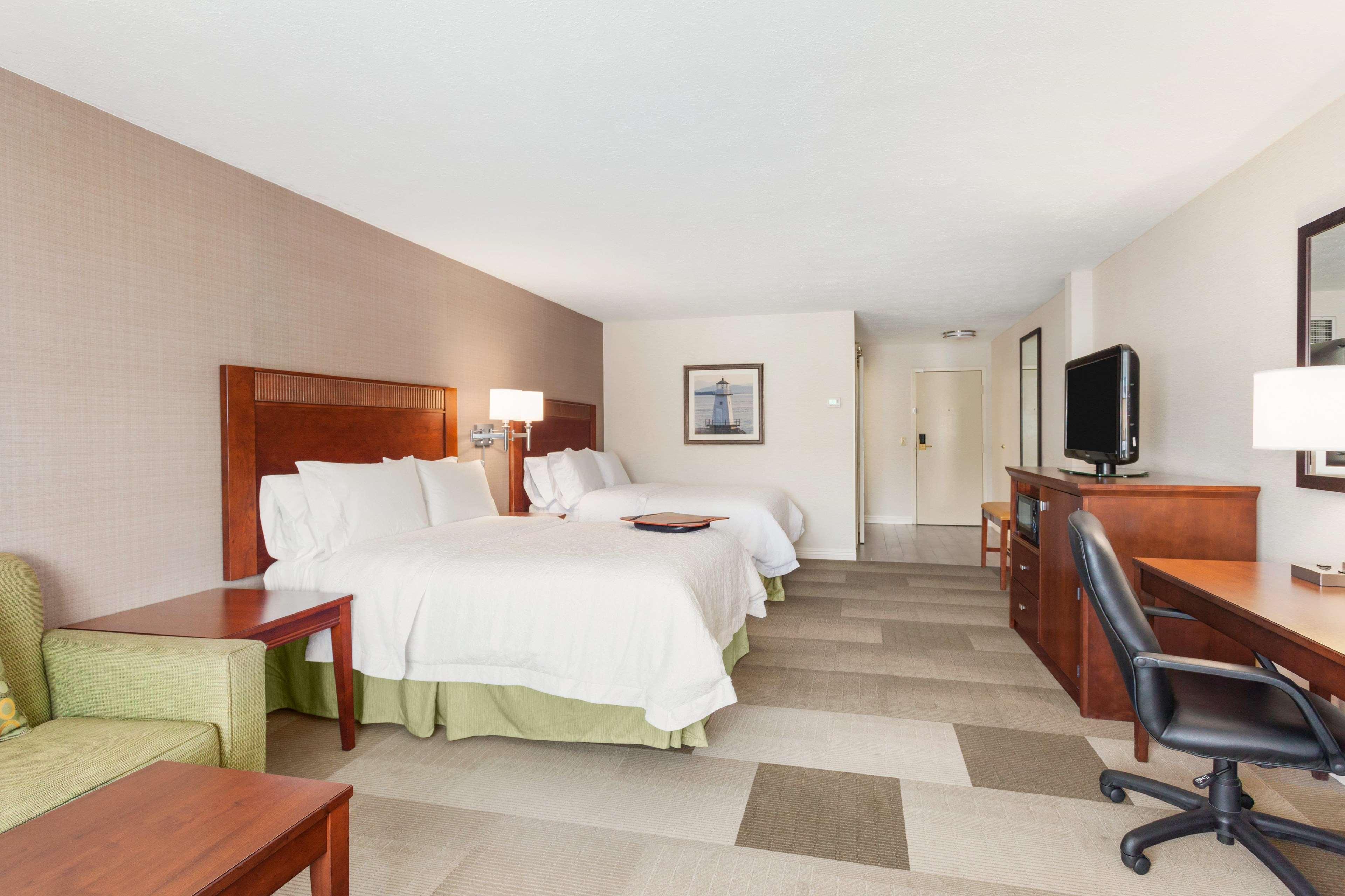 Hampton Inn Burlington - Colchester Εξωτερικό φωτογραφία